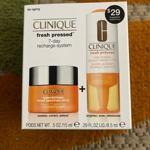NIB Clinique Fresh Pressed 7 Day recharge system